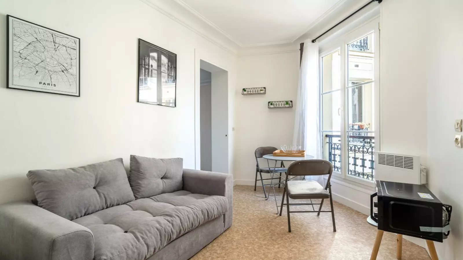 Flat Avenue Jean Aicard in Paris