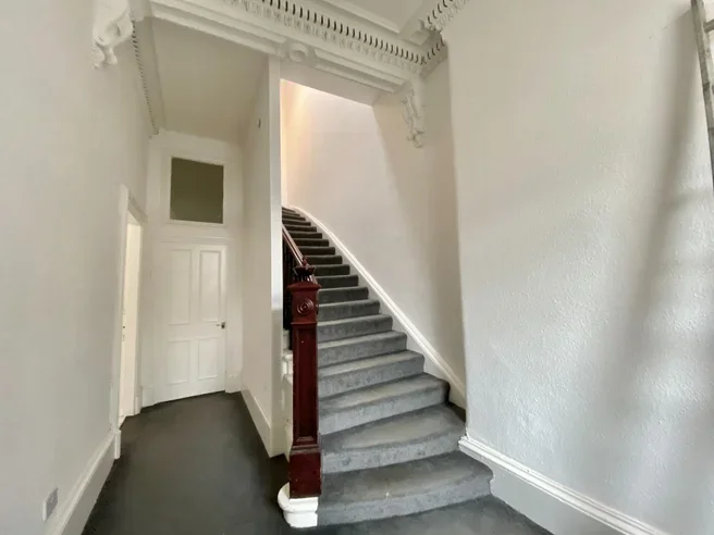 Room Observatory Road in Glasgow