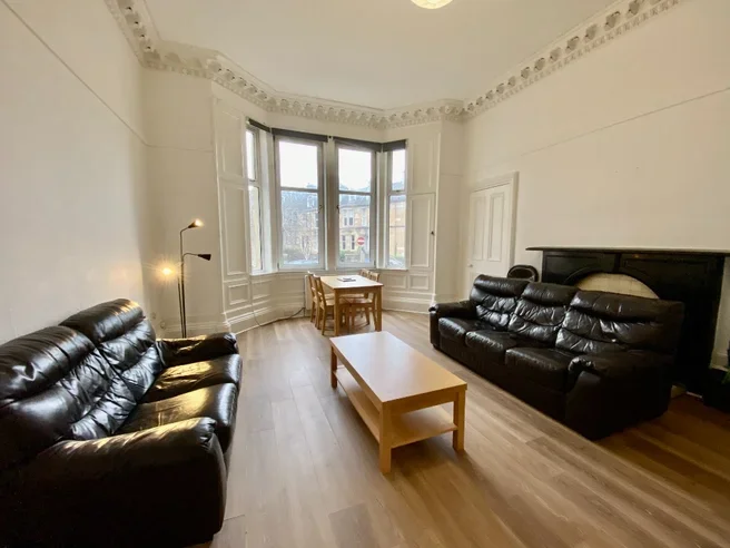 Room Observatory Road in Glasgow