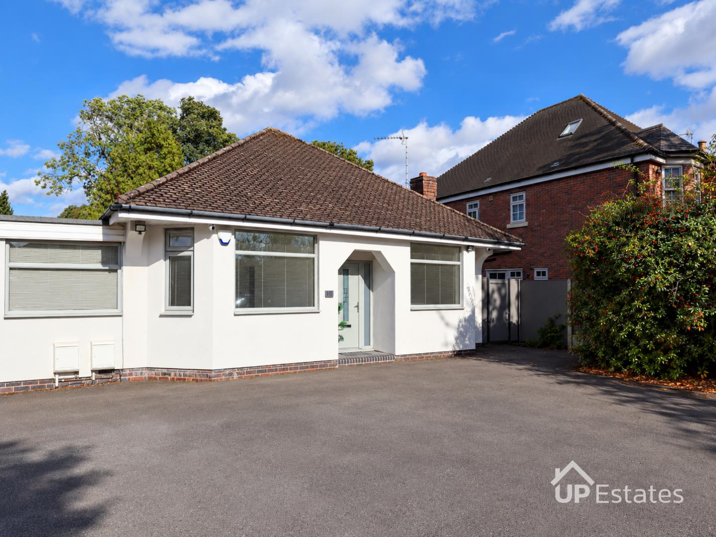 House Coventry Road in Hinckley and Bosworth