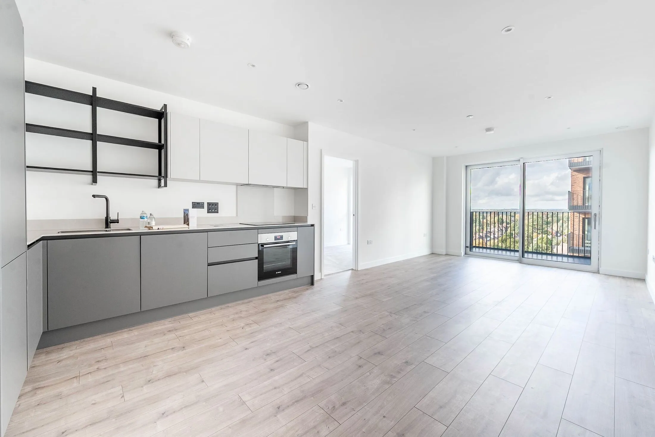 Flat St Albans Road in Watford