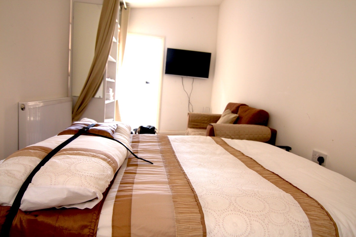 Flat Birchen Grove in Greater London