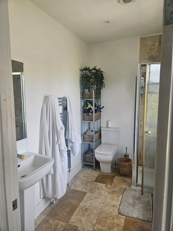 Room Breakspears Mews in Greater London