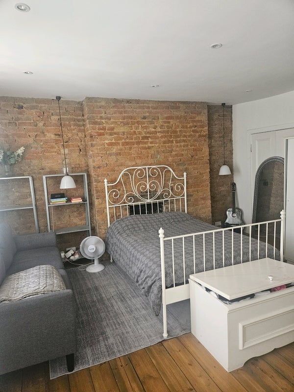 Room Breakspears Mews in Greater London