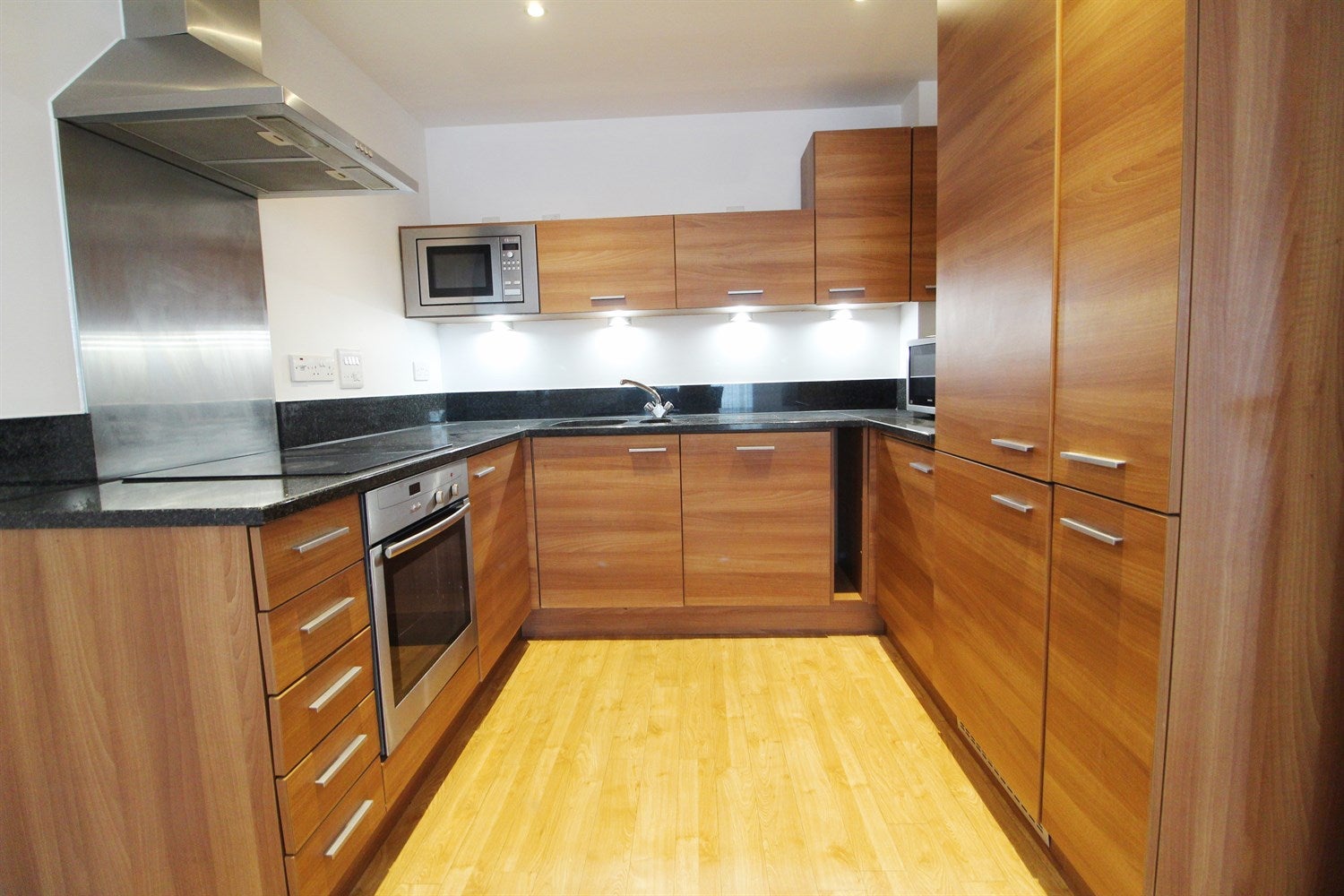 Flat Garrard Street in Reading
