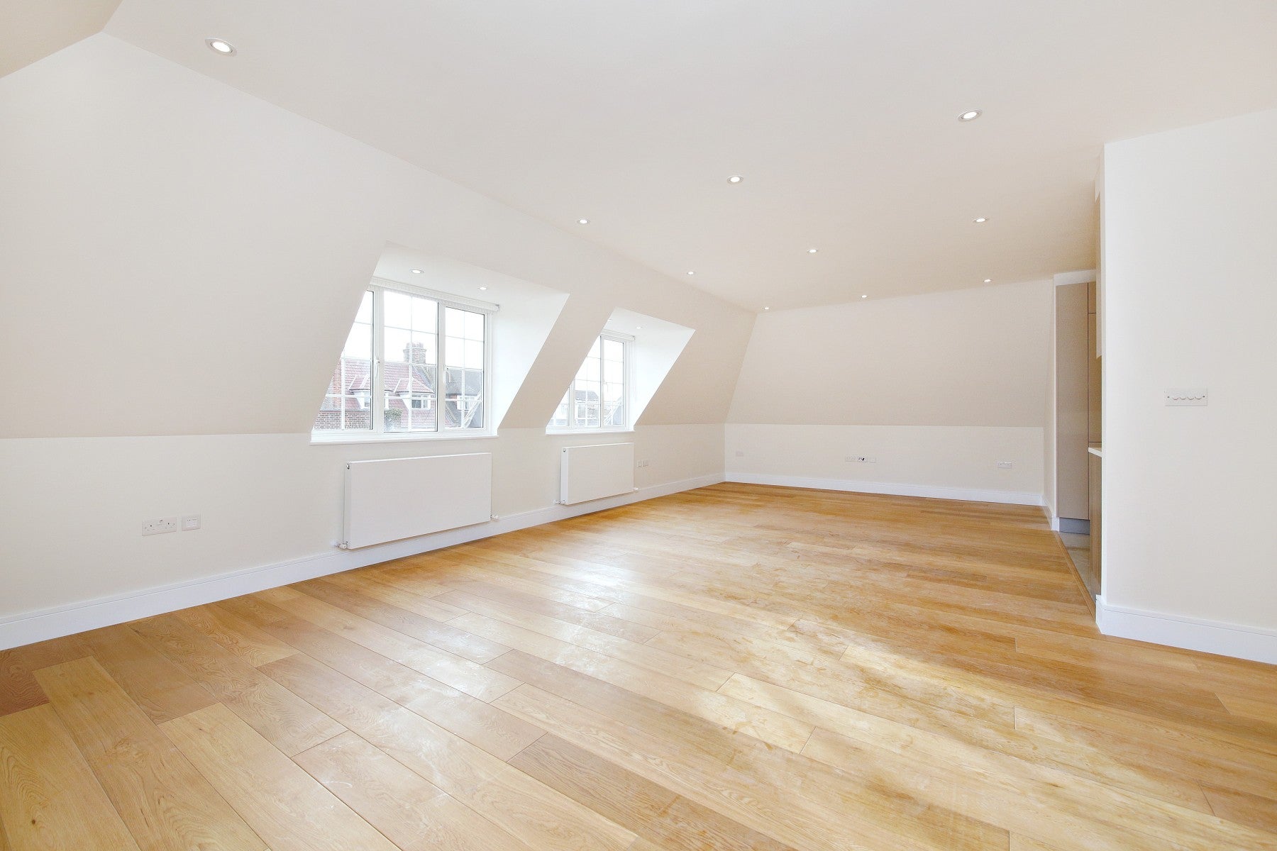 Flat Beechcroft Avenue in Greater London