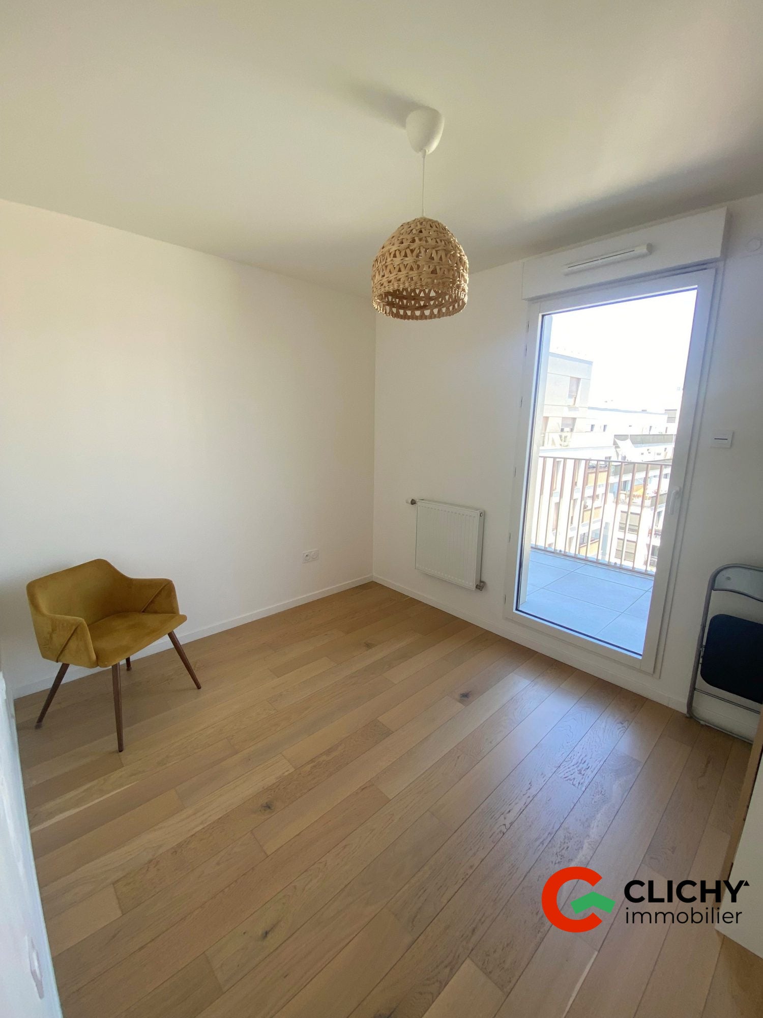 Flat Rue Marguerite Yourcenar in Clichy