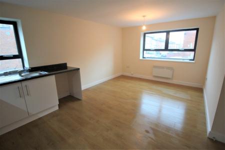 Flat Cateaton Street in Bury