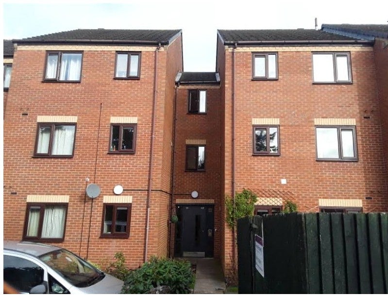 Flat Cooks Close in North Warwickshire