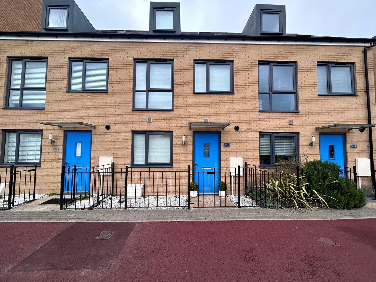 Room Countess Way in Milton Keynes
