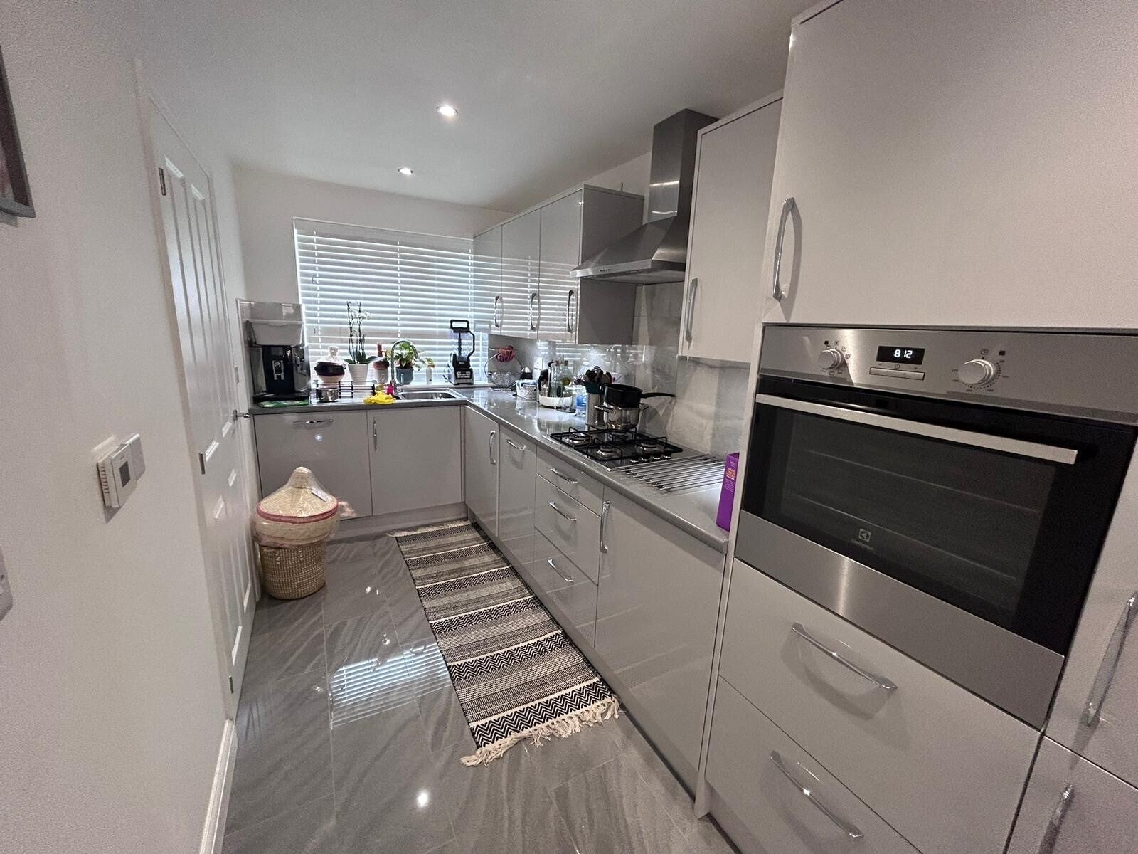 Room Countess Way in Milton Keynes