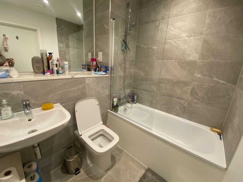Room Queen Street in Salford