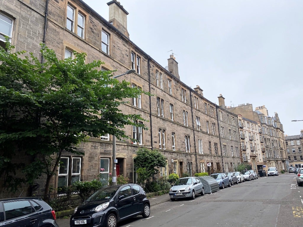 Flat Blackwood Crescent in City of Edinburgh