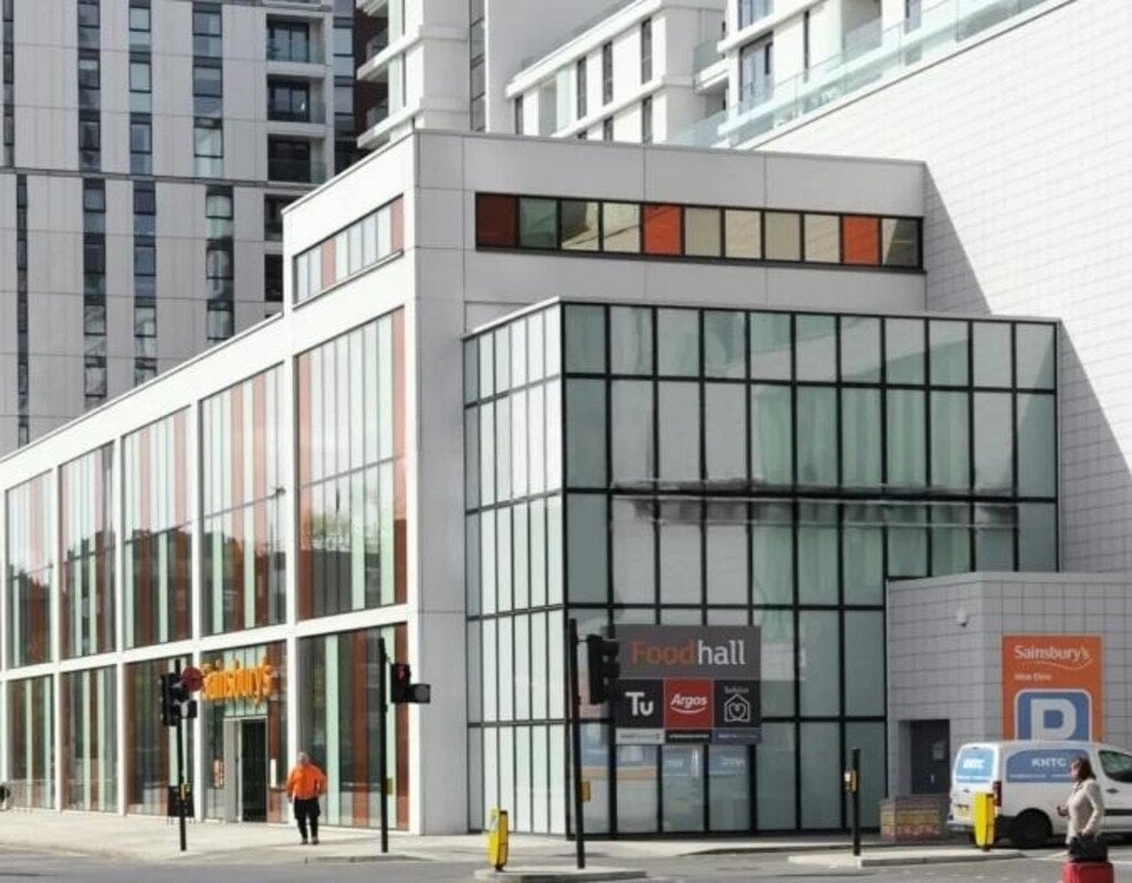 Flat Wandsworth Road in Greater London