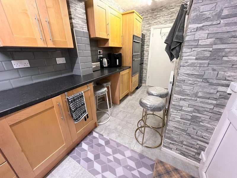 Room Tansey Green Road in Dudley