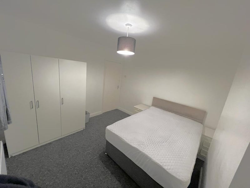 Room Tansey Green Road in Dudley