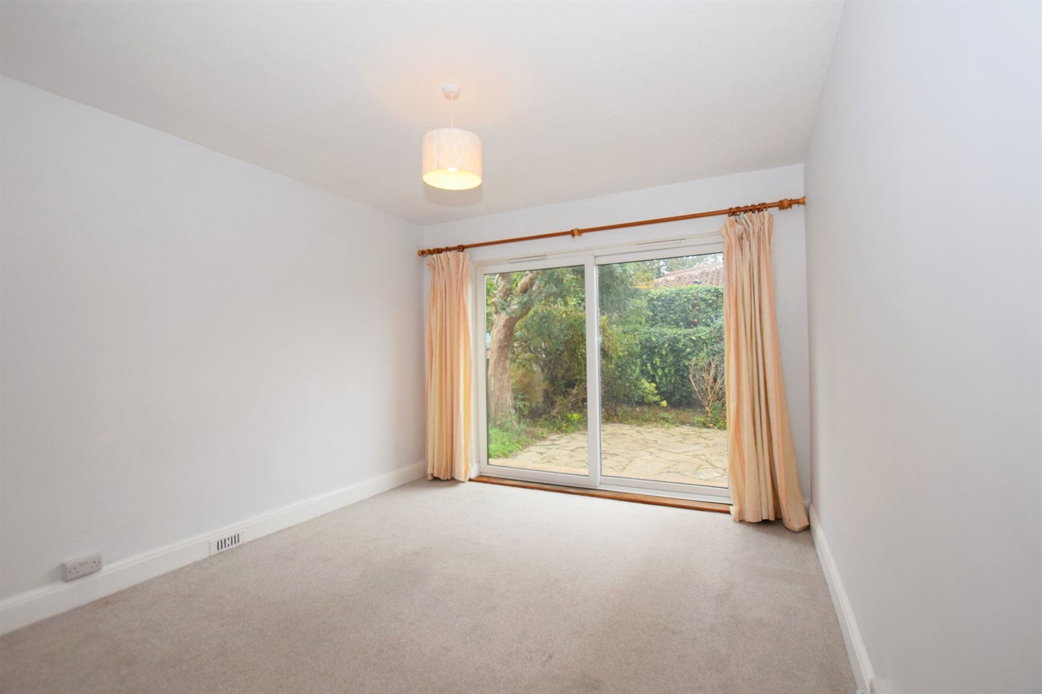 House Parklands Avenue in Arun