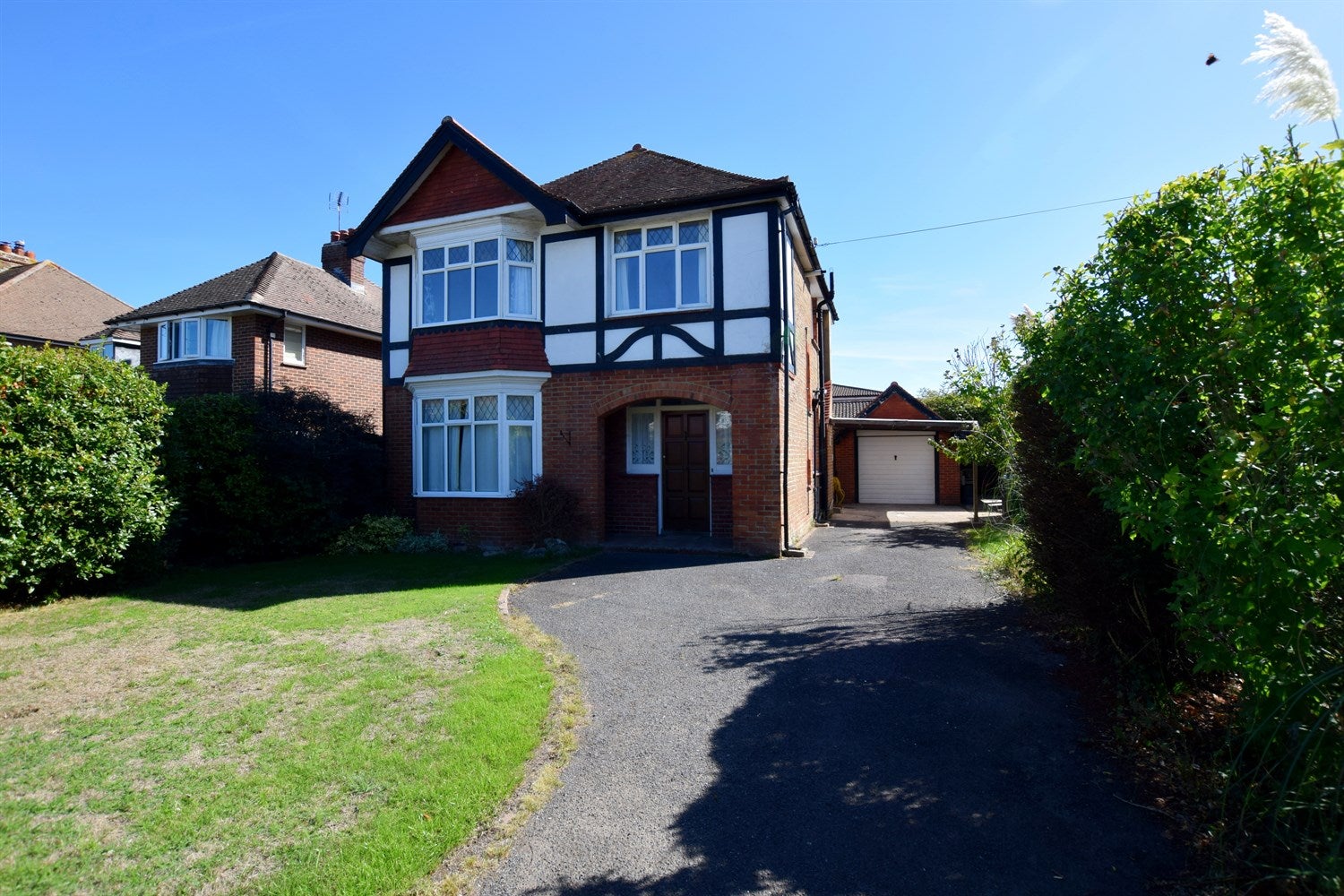 House Parklands Avenue in Arun
