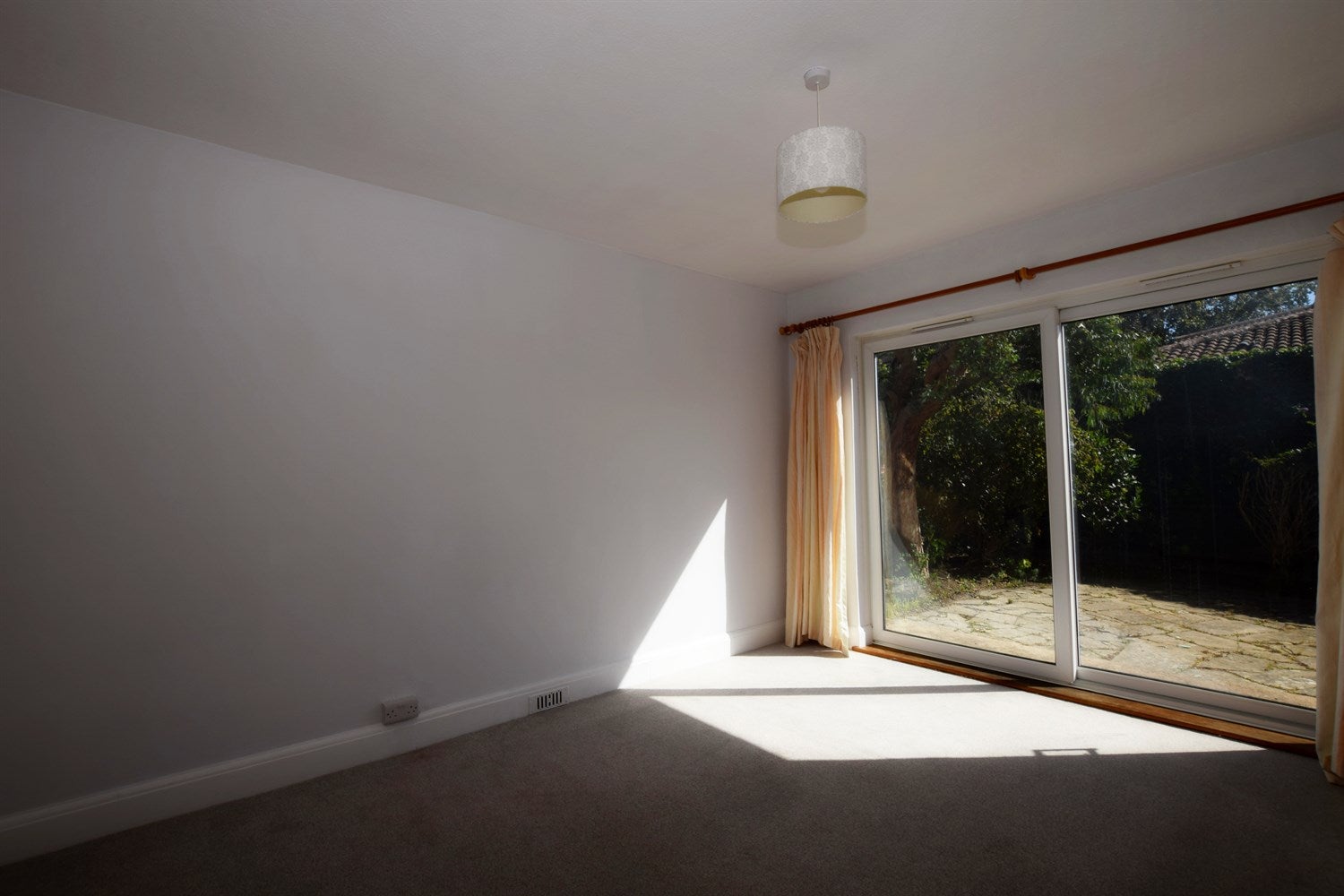 House Parklands Avenue in Arun
