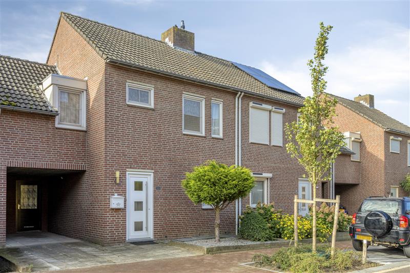 Huis Heinsbergerweg 122 in Roermond