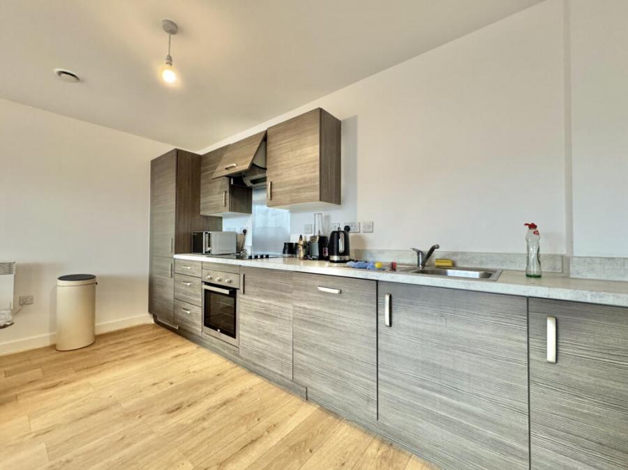 Flat Ordsall Lane in Salford
