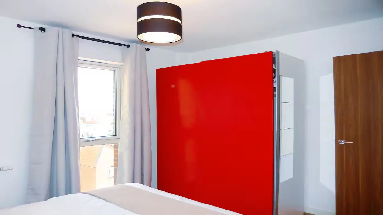 Flat Shearwater Drive in Greater London