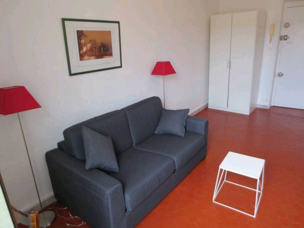 Appartement Place Garibaldi à Nice