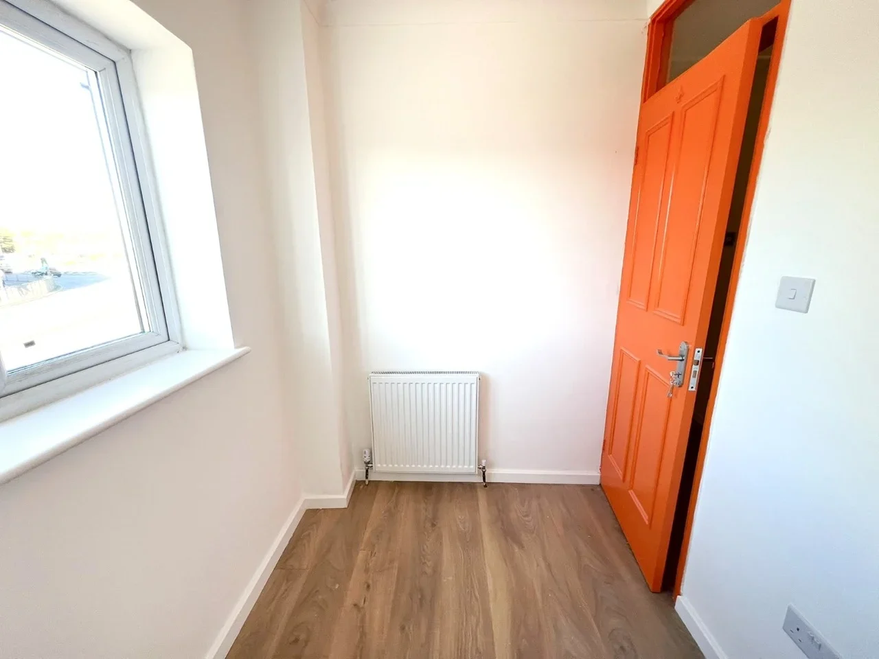 Flat Trevera Court in Waltham Cross