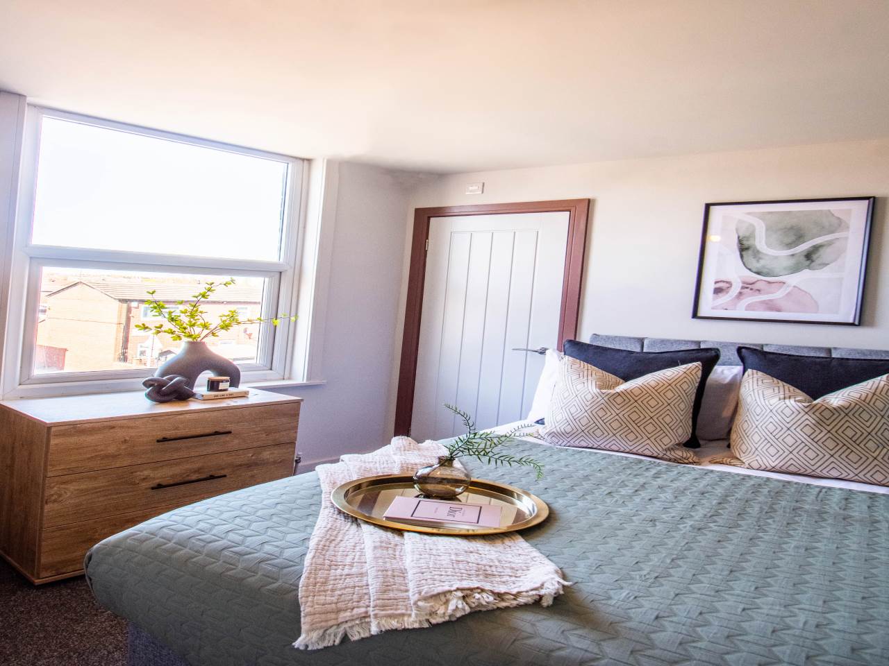 Room Highfield Avenue in Leeds
