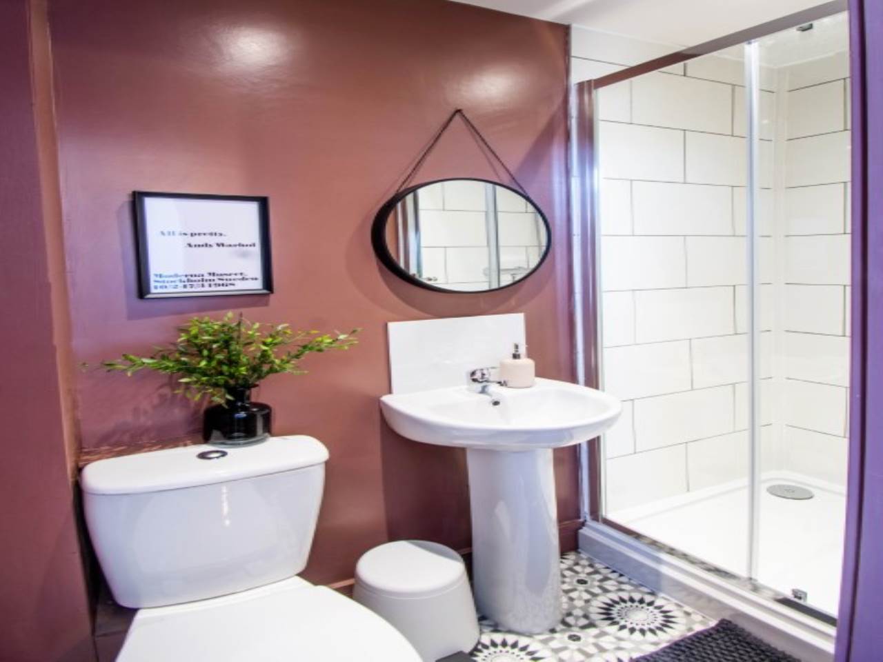 Room Highfield Avenue in Leeds
