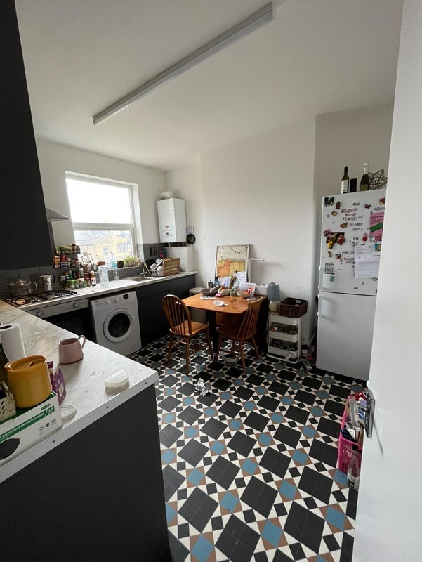 Flat Chatsworth Road in Greater London