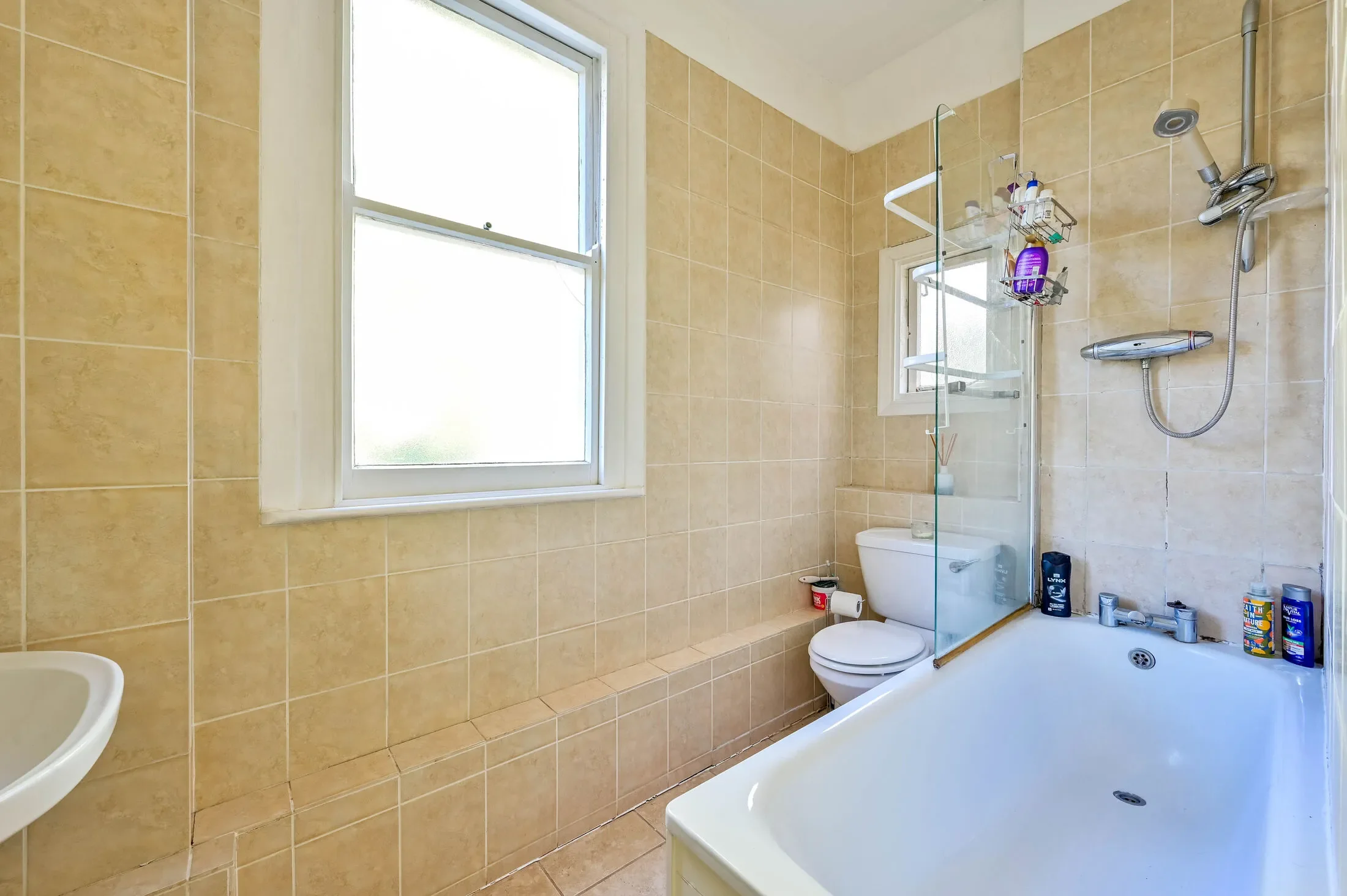 Flat Woodside in Greater London