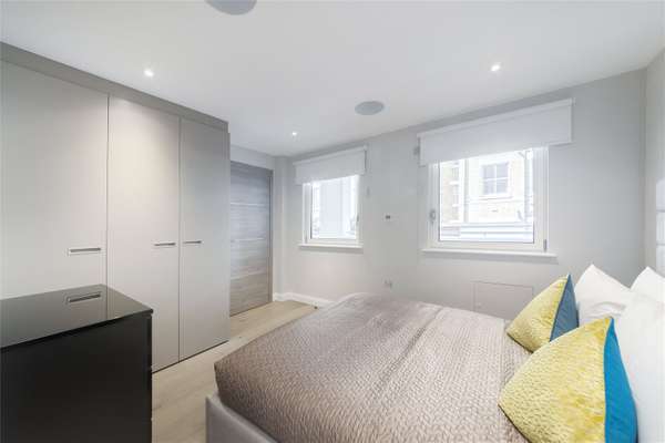 Flat Regency Street in City of Westminster