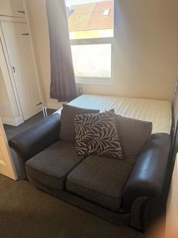Room Lionfields Road in Wyre Forest