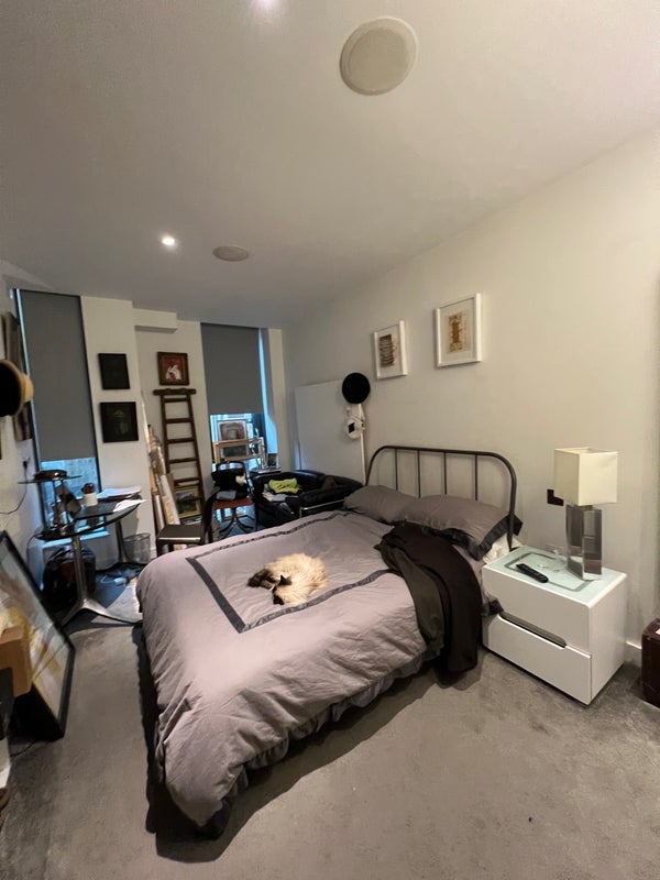 Room Bedford Street in City of Westminster