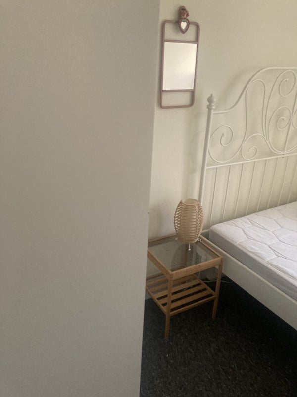 Room Bishop Road in Bristol