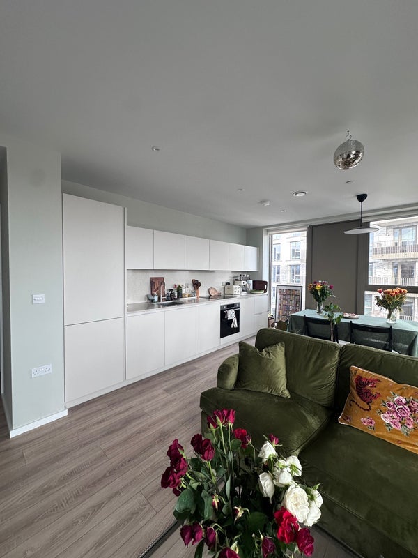 Room Railway Walk in Greater London