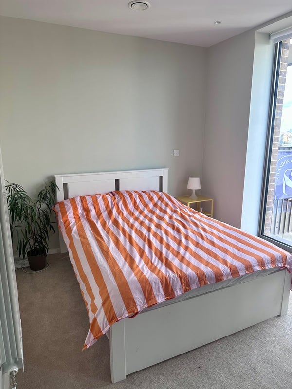Room Railway Walk in Greater London