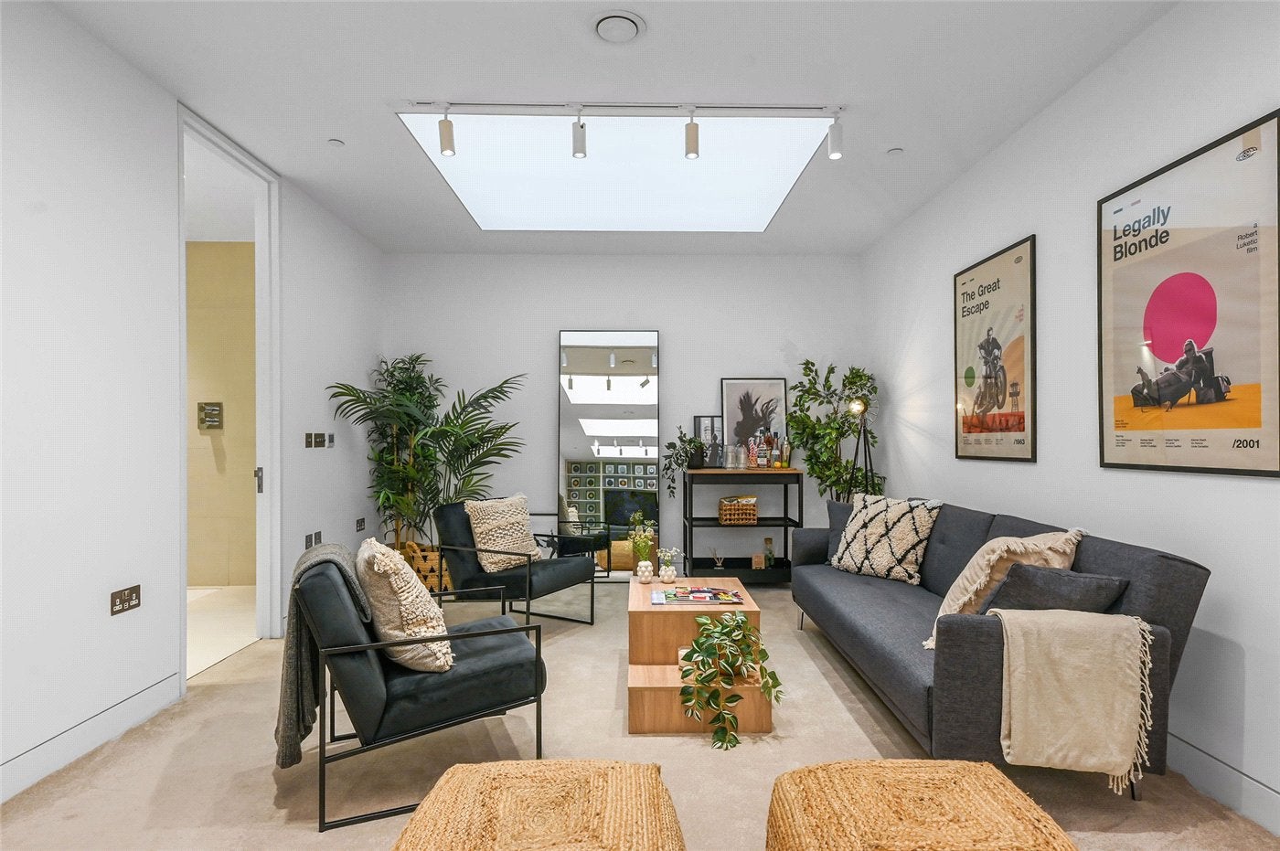 House Nottingham Place in City of Westminster