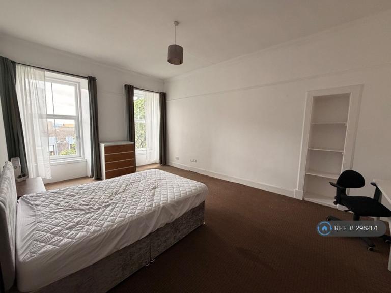 Flat Great George Street in Glasgow
