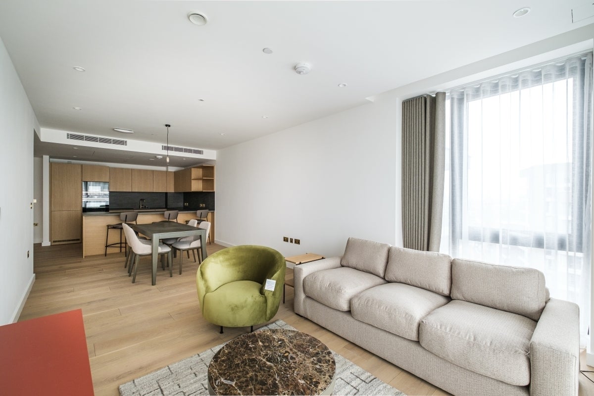 Flat Granary Street in Greater London