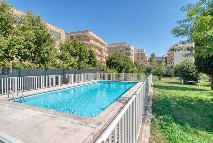 Appartement Chemin de la Colle à Antibes