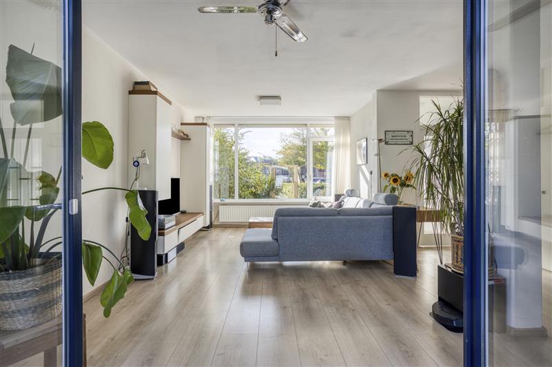 Tussenwoning te koop: Distheen 21, Heerhugowaard