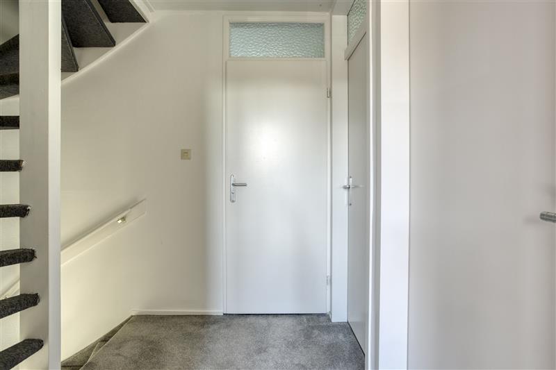 Tussenwoning te koop: Distheen 21, Heerhugowaard