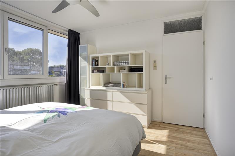 Tussenwoning te koop: Distheen 21, Heerhugowaard