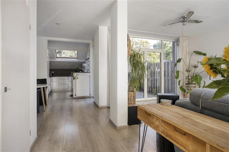 Tussenwoning te koop: Distheen 21, Heerhugowaard