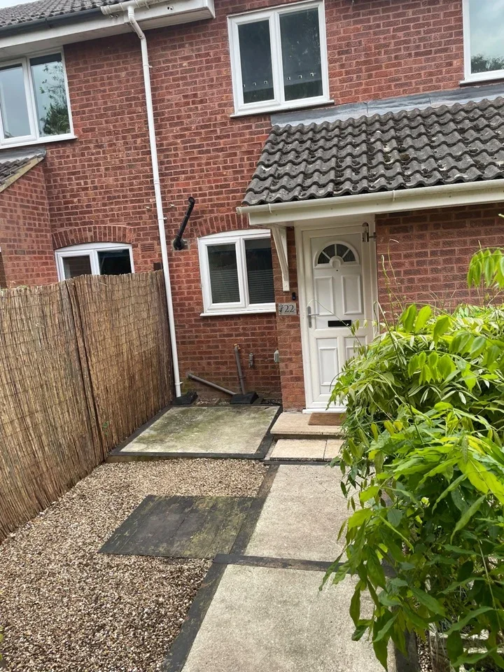 House Hexham Close in Sandhurst