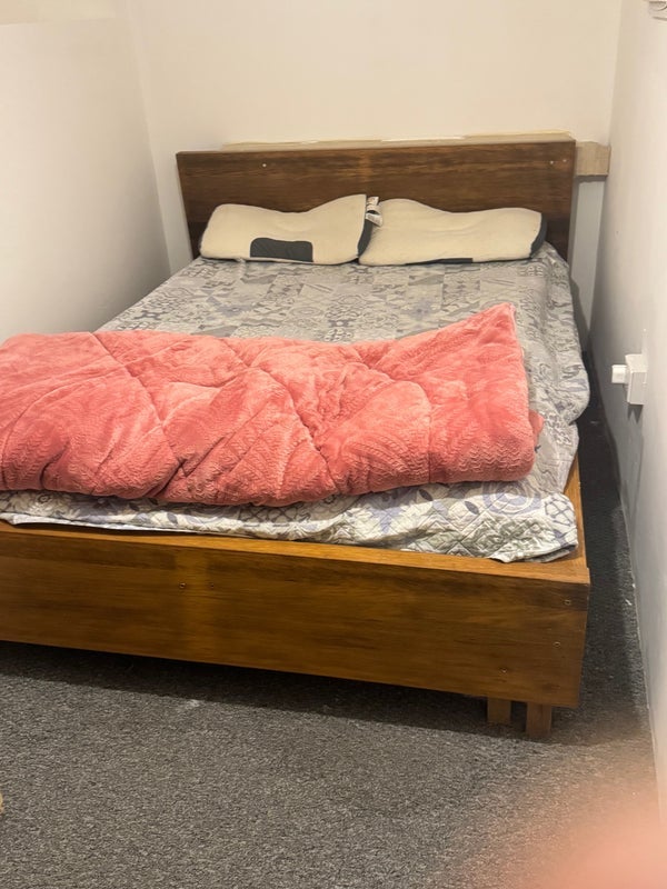 Room Goodall Road in Greater London