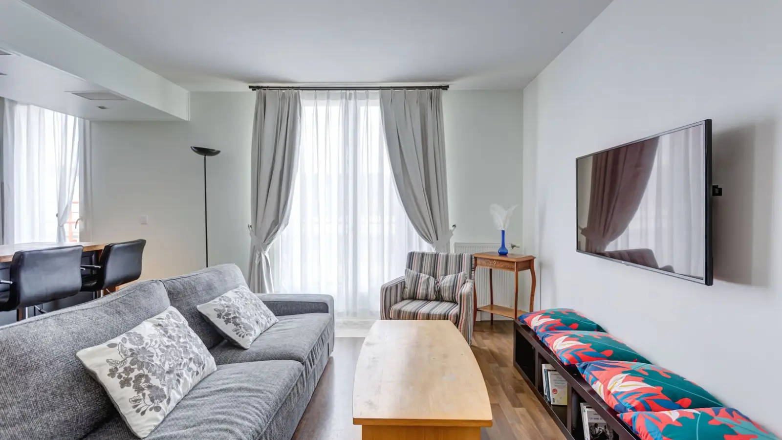 Appartement Place Ravezies à Bordeaux