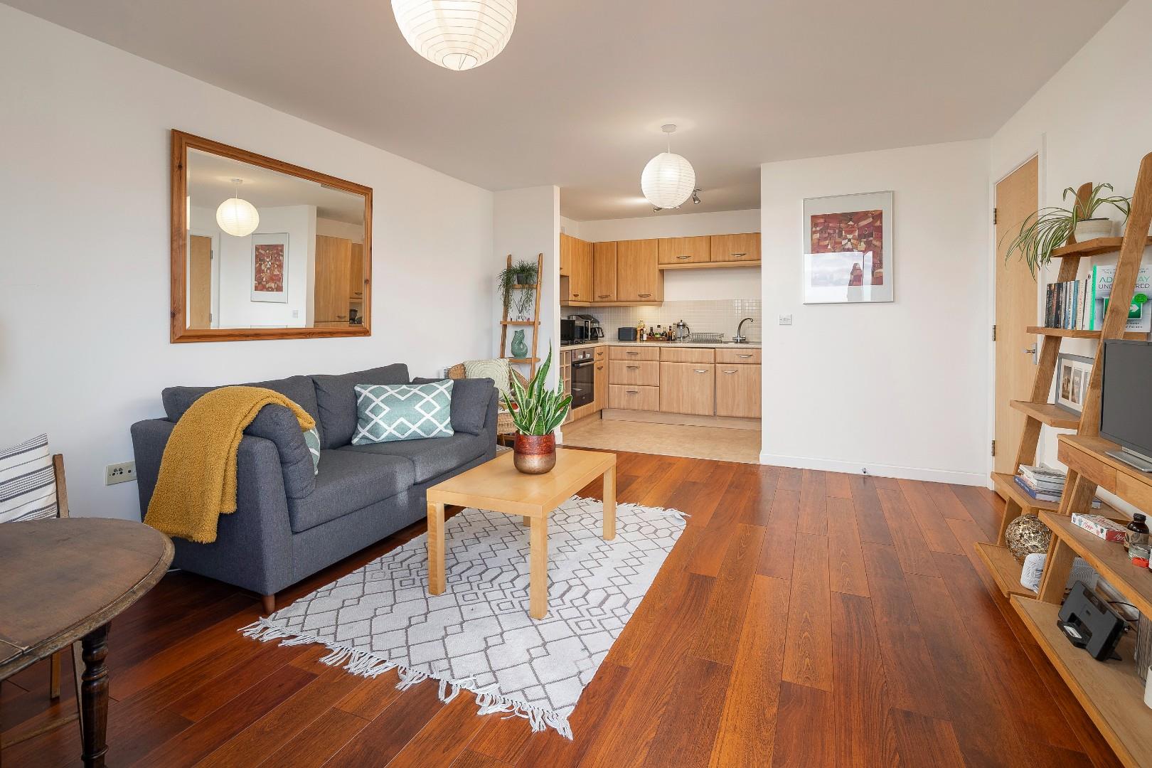 Flat Rustat Avenue in Cambridge
